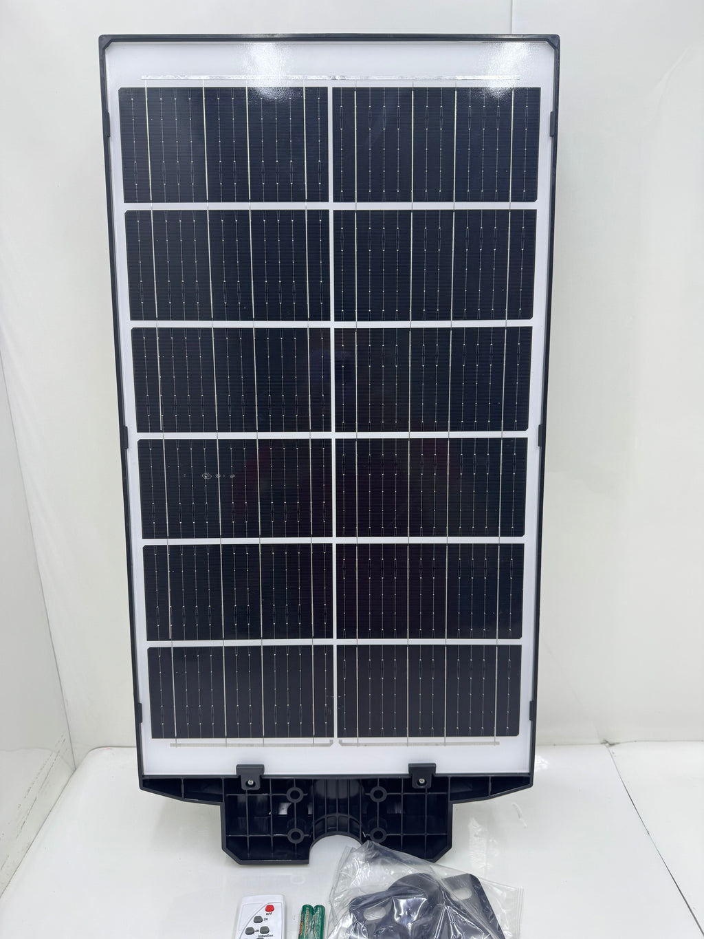LÁMPARA SOLAR 2400 watts jortan