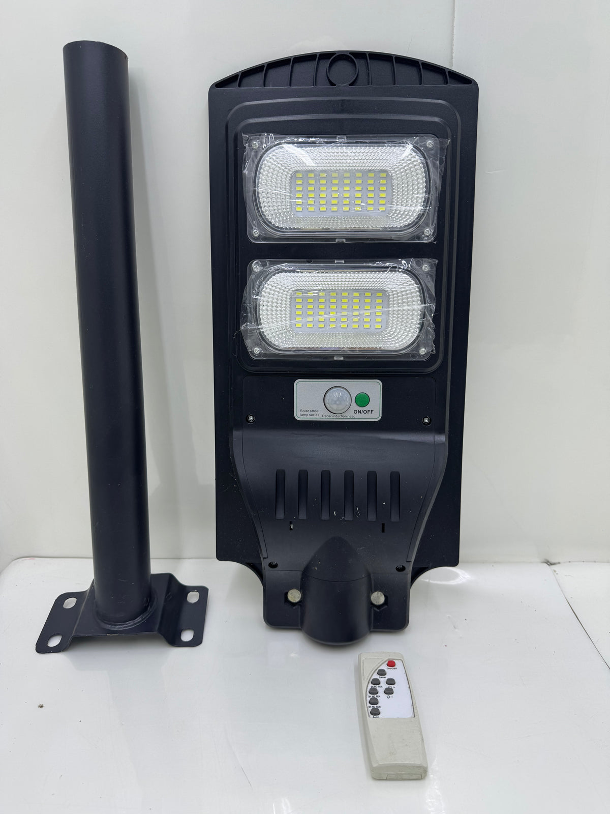 LAMPARA SOLAR 80W