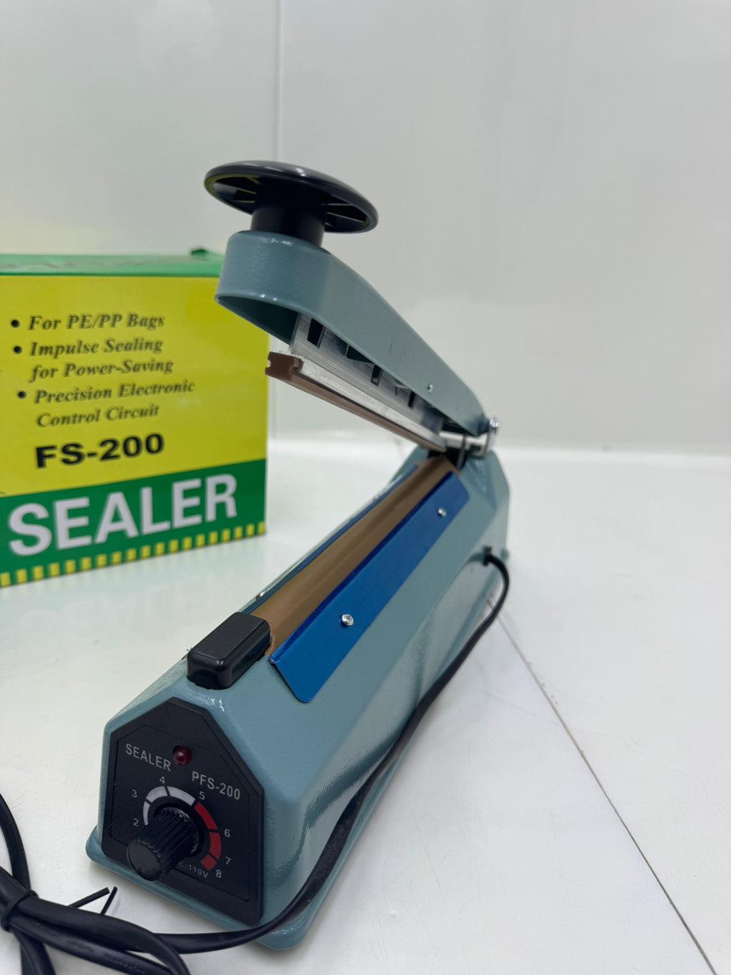 SELLADORA PARA BOLSAS FS-200