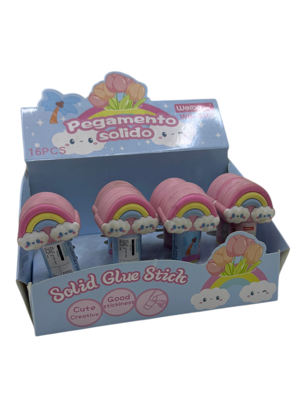 Expositor de EASY STORE con barras de pegamento escolar decoradas con arcoíris y nubes en tonos pastel