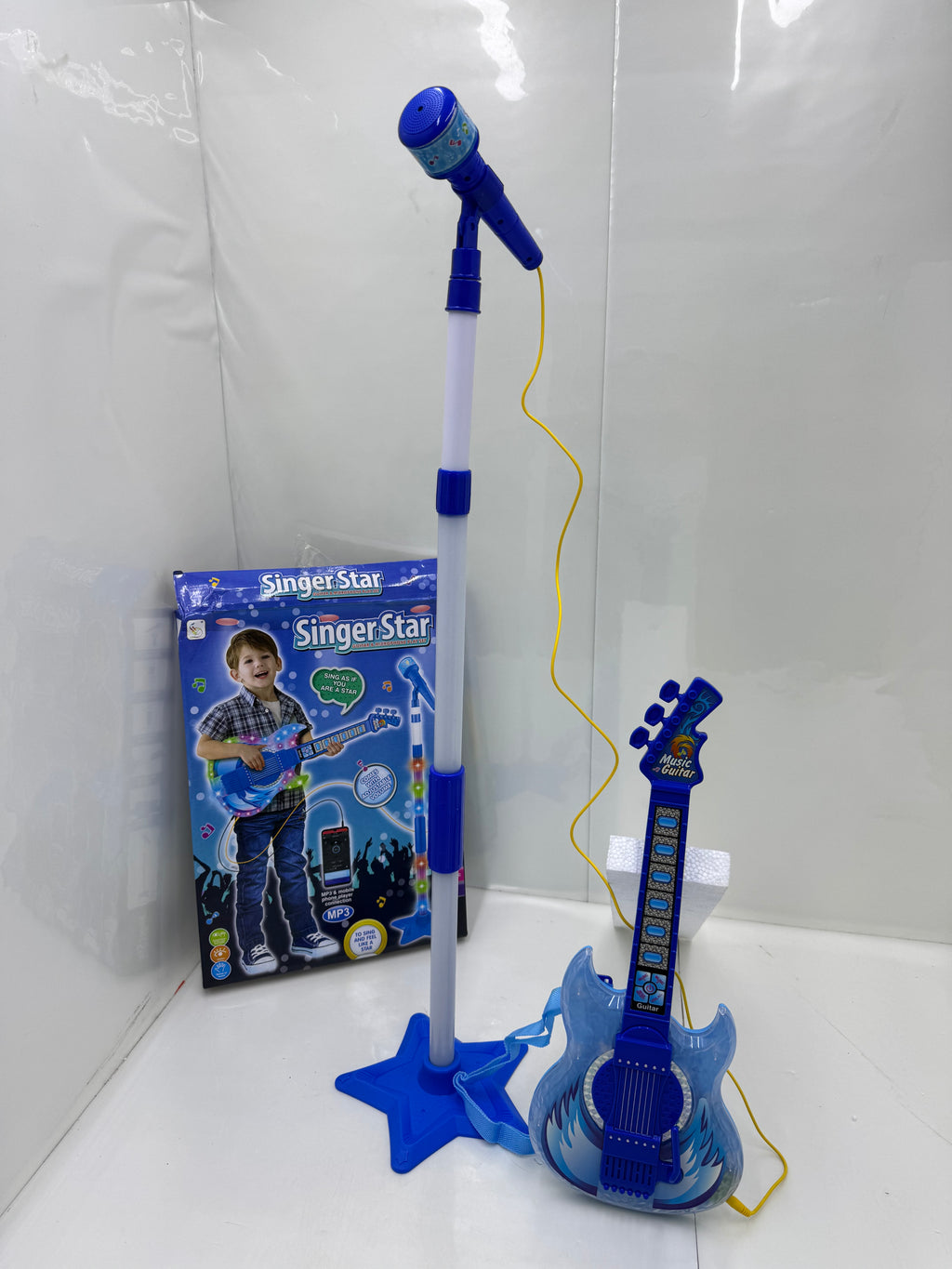 SET MUSICAL MÁS GUITARRA MÁS MICRÓFONO sf1557