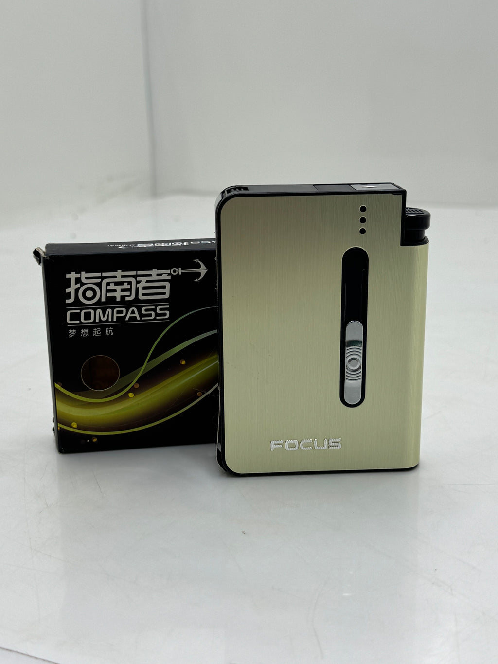 PORTA CIGARRILLOS Y ENCENDEDOR
