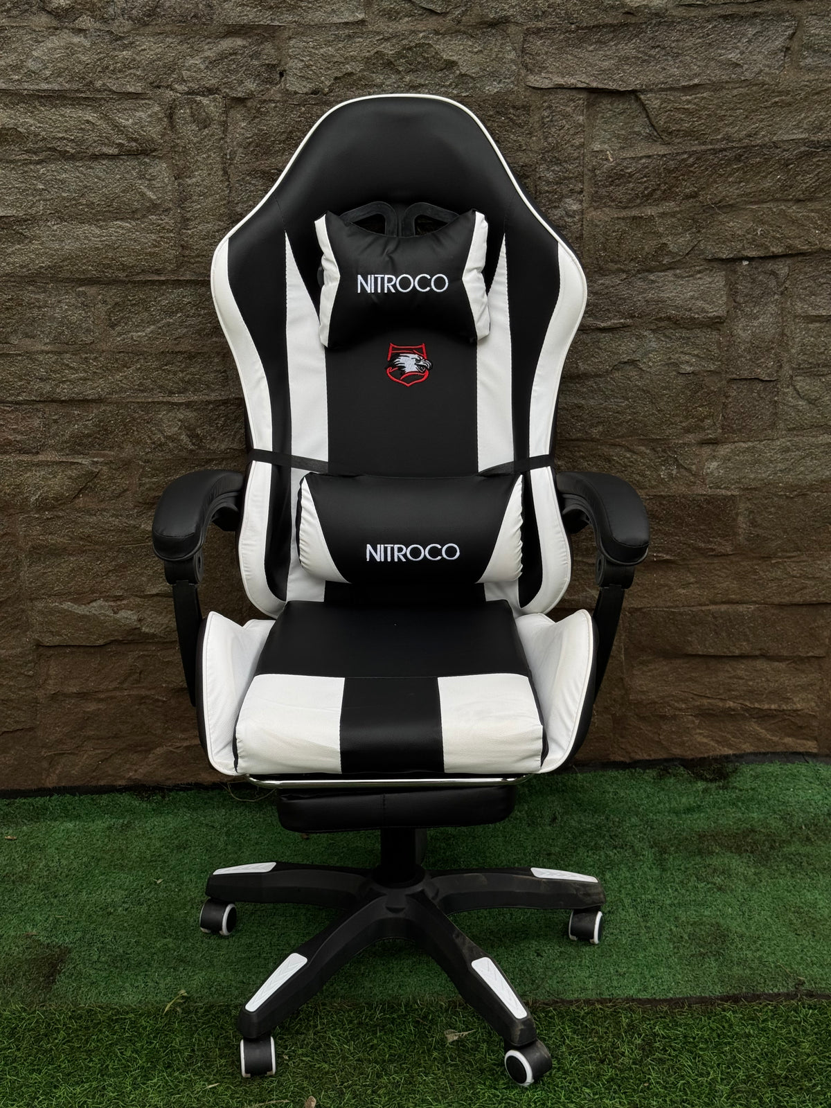 SILLA GAMING CON REPOSAPIES