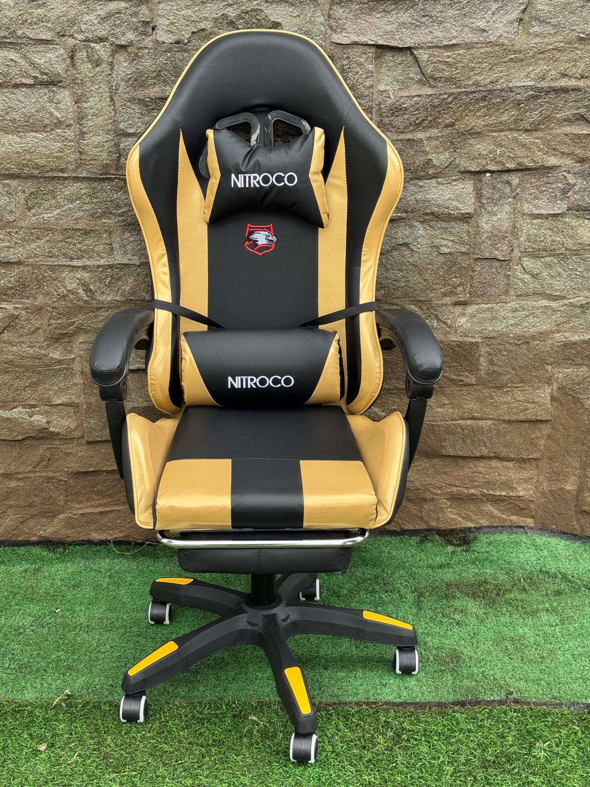 SILLA GAMING CON REPOSAPIES