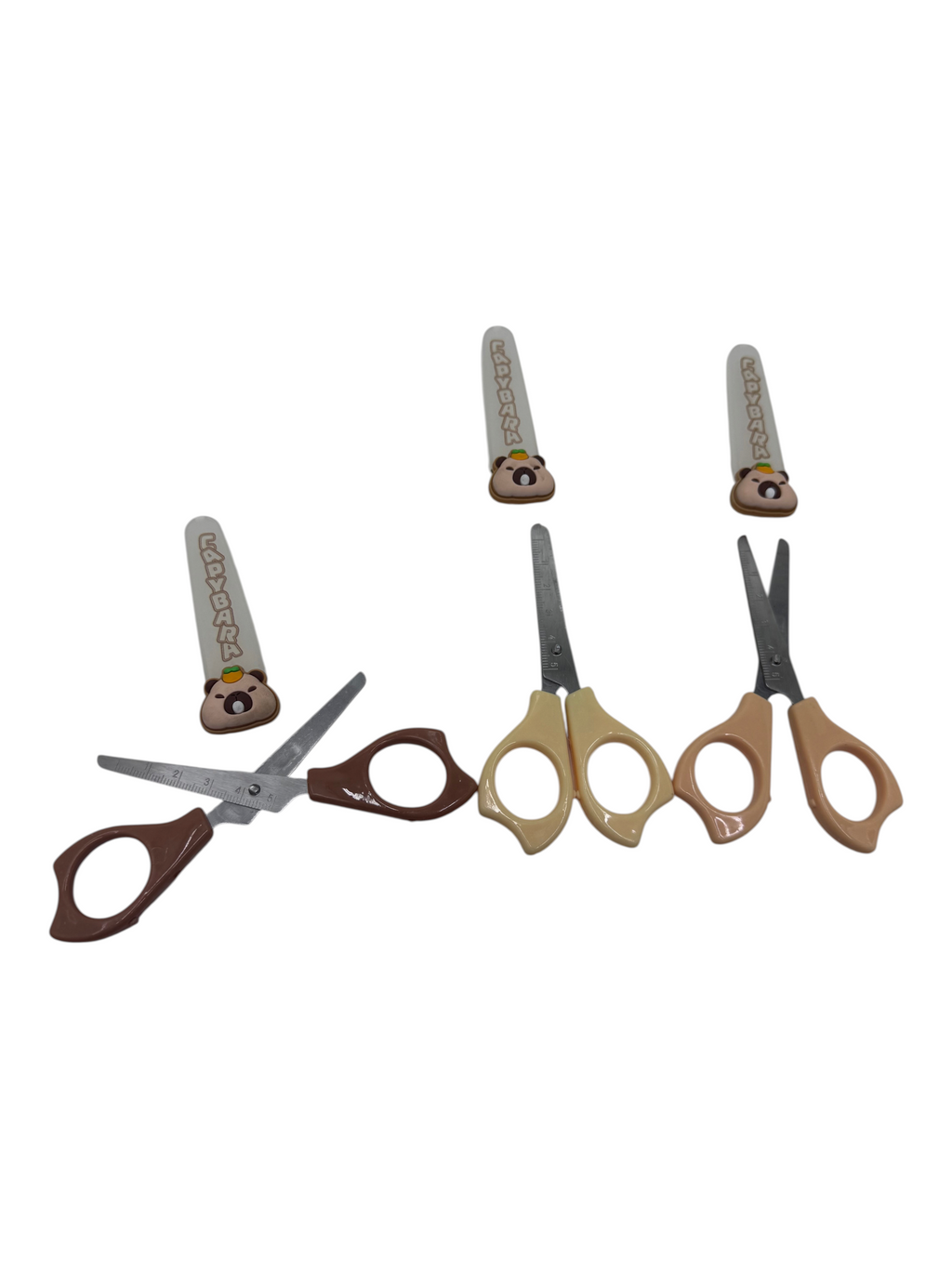 Tijeras escolares EASY STORE con diseño de capibara en tonos marrón y beige, ideales para manualidades infantiles.