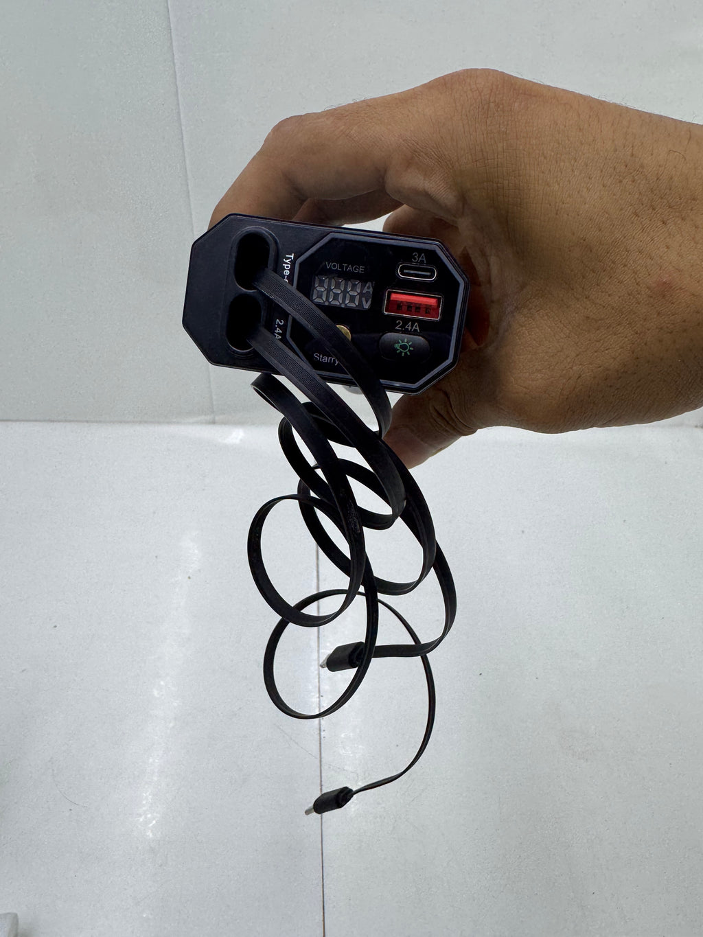 Cargador 4 En 1 Con Proyector 120w