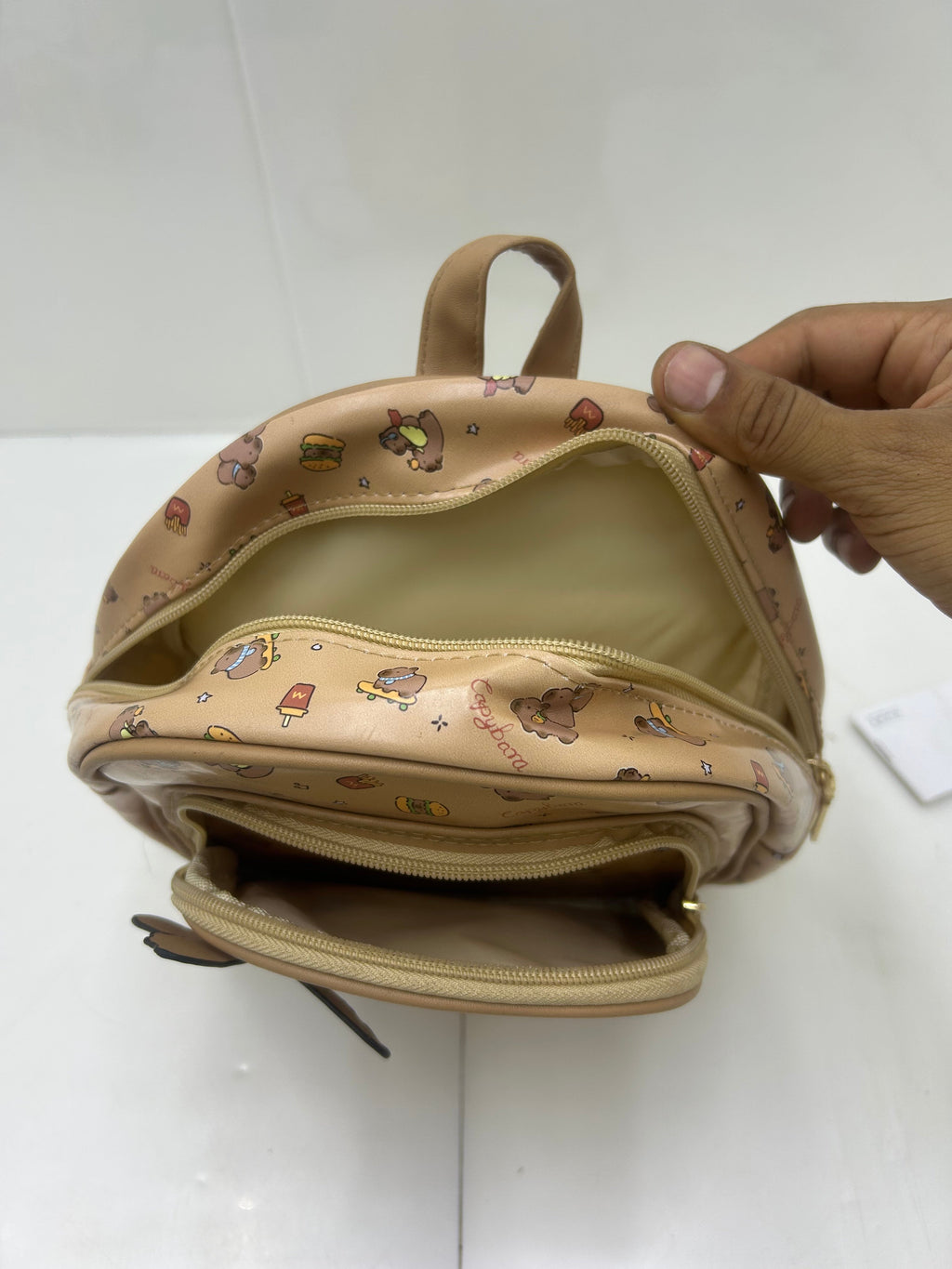 BOLSO DE CAPIBARA 32CM