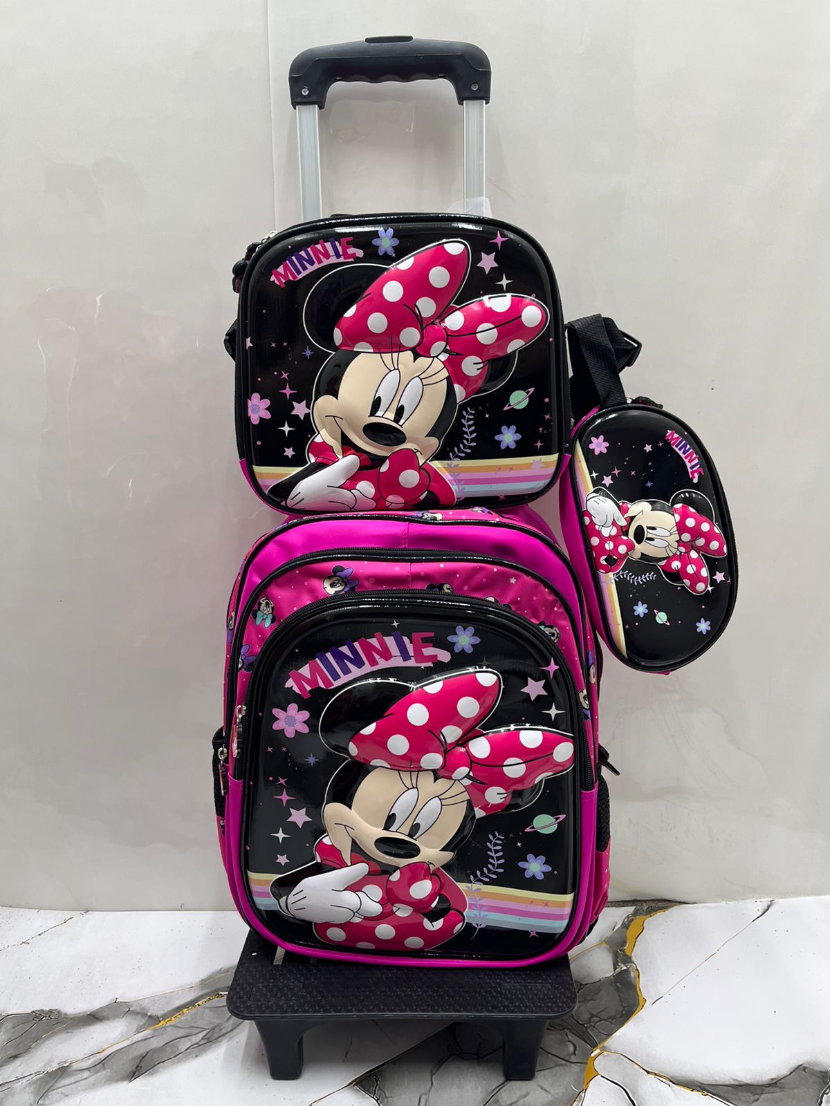 MOCHILA+CARTUCHERA+LONCHERA PERSONAJE 16