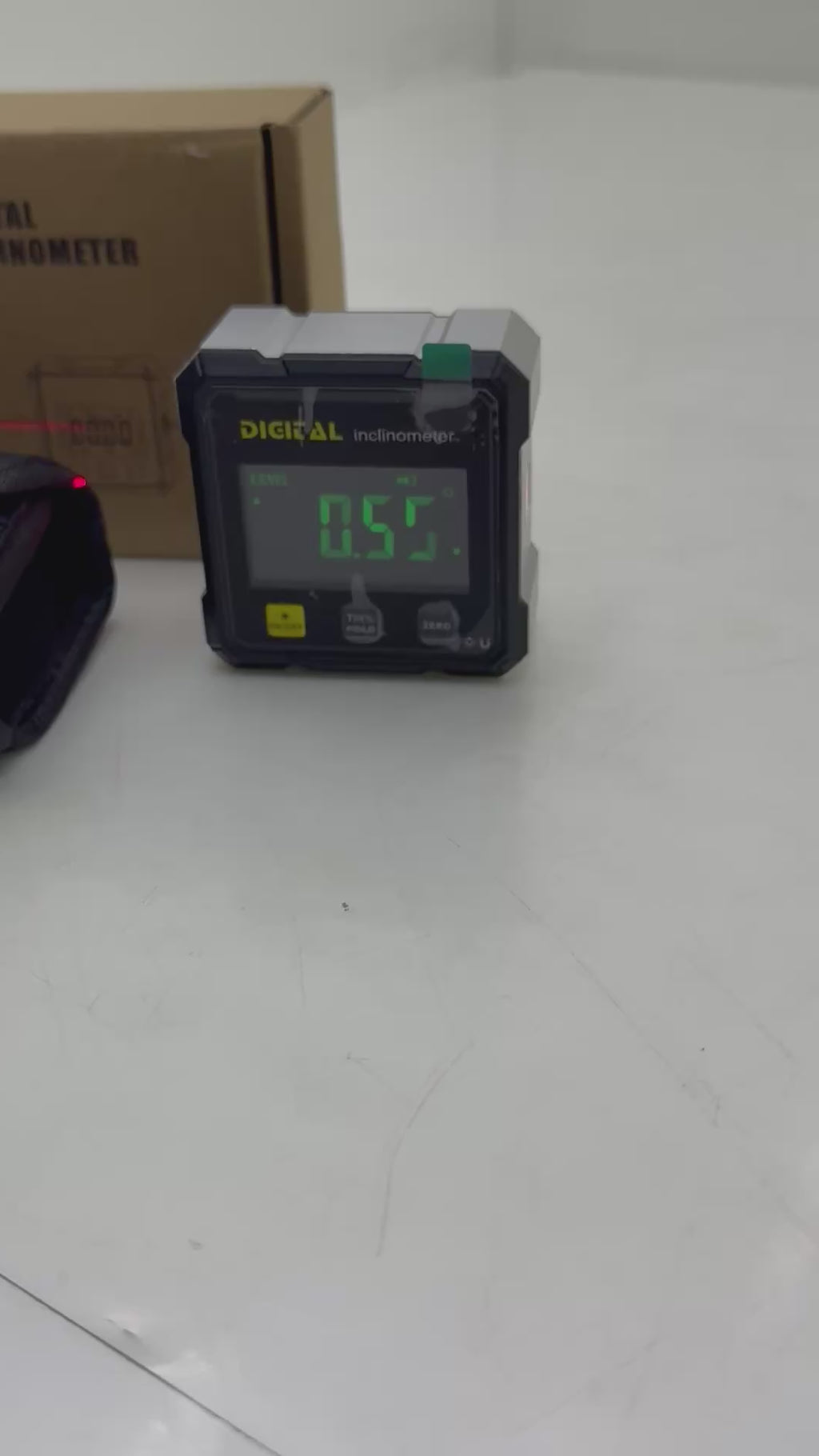 NIVELADOR DIGITAL RECARGABLE