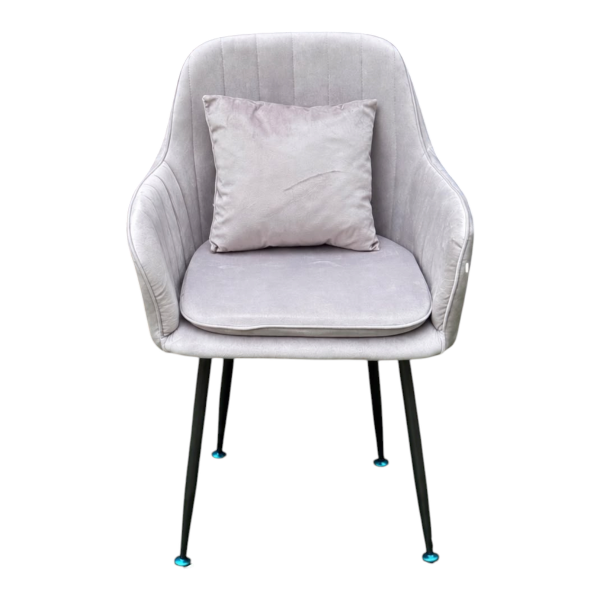 Silla moderna EASY STORE color blanco crema con respaldo curvo, asiento acolchado, cojín y patas metálicas negras